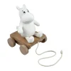 Barbo Toys Mumi på hjul H 18 x B 15 x L 30 cm - Bomuld/træ - Beige