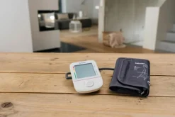 Beurer Blodtryksmåler BM38 Arytmidetektor - XL Display - Hvid