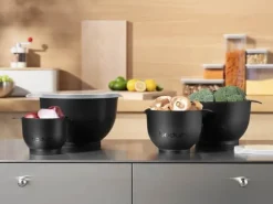 Bodum Bistro Røreskålsæt m. låg - 4 dele 0,7/1,6/3,2/5,2 liter - Plastik - Sort