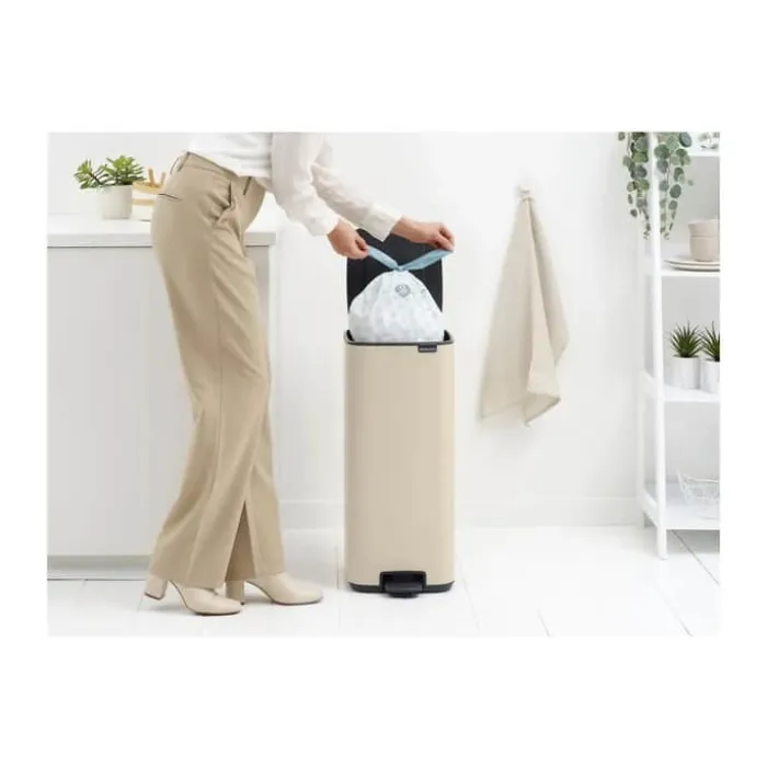 Brabantia Bo Pedalspand 30 liter - Stål - Soft beige