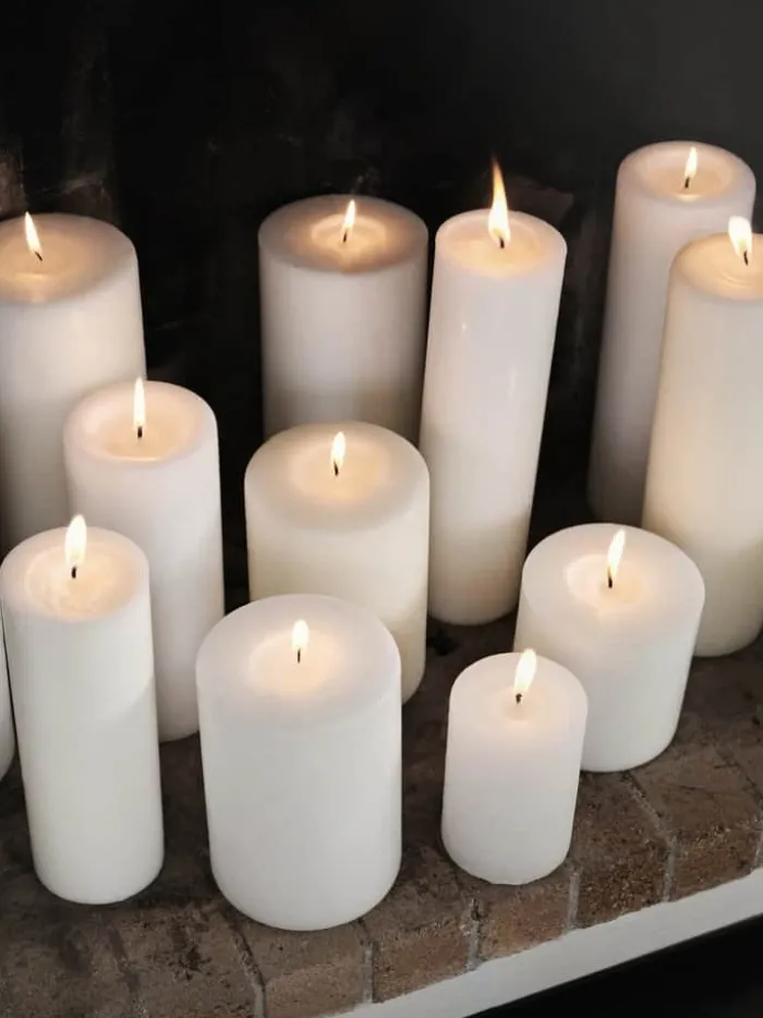 Broste Copenhagen Church Bloklys Ø 10 x H 20 cm - Paraffin - Antique white
