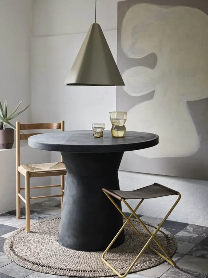 Broste Copenhagen Fiber Bord Ø 90 x H 75 cm - Fibercement - Charcoal