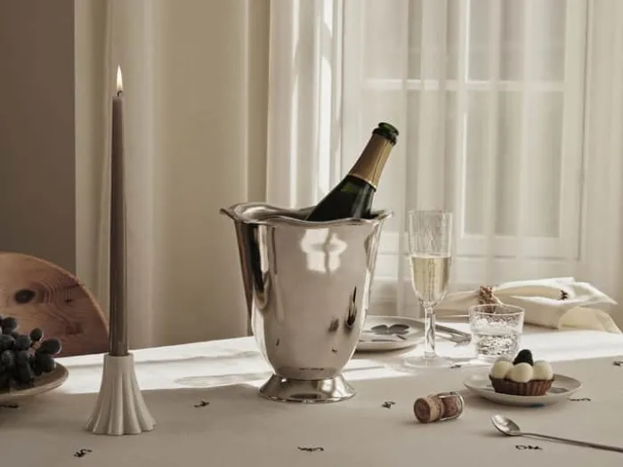 Broste Copenhagen Hammered Vandglas 15 cl - Mundblæst glas - Klar