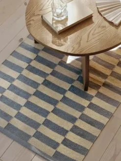 Broste Copenhagen Jane Gulvtæppe B 70 x L 200 cm - Bomuld - Blå/Beige