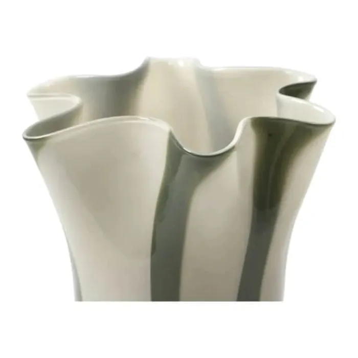 Broste Copenhagen Liva Vase Ø 23 x H 31,5 cm - Mundblæst glas - Grøn