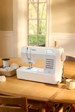 Brother Elektrisk Symaskine SH40NV 40 sømme - Øvet - Drop-in spolesystem