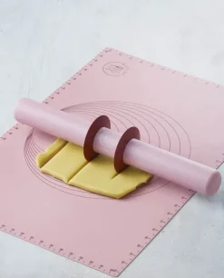 by Ditte Julie Skæreskive - 2 stk. Ø 8,6 cm - PP-plastik - Passer til kagerullen fra by Ditte Julie