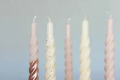 Candles with a twist Lys - 6 stk. Ø 2,2 x H 21 cm - 100% paraffin - Rosa/guld