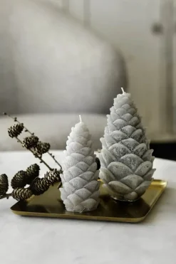 Casa Christmas Lys - Kogle Ø 9 x H 16 cm - Paraffin - Lysebrun