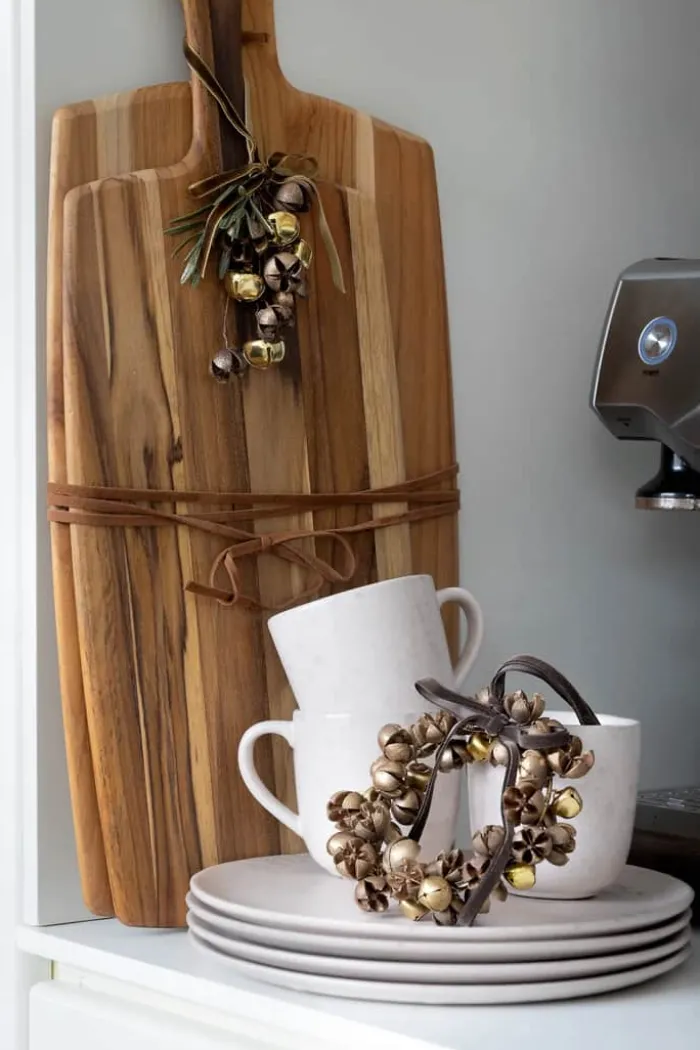 Casa Christmas Ophæng med frøkapsler H 19 cm - Jern