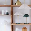 CASA Living Bloom Bordlampe H 19 cm - Marmor/glas - Grøn