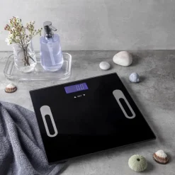 CASA Living BMI Personvægt Vejer op til 180 kg - Glas/plastik - Sort
