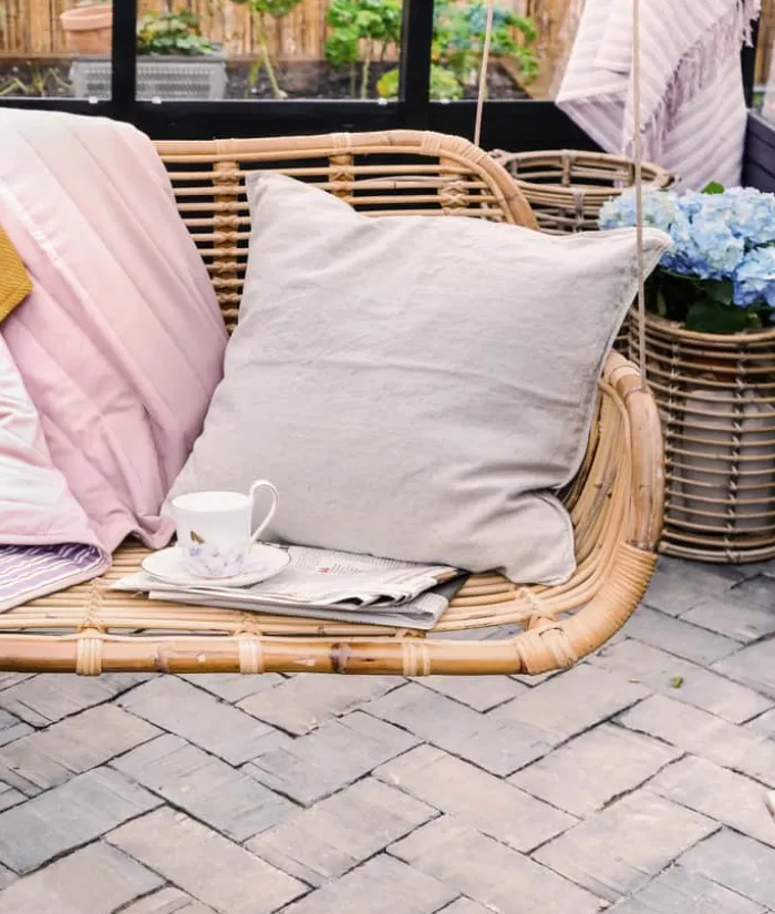 CASA Living Hængestol til 2 personer H 50 x B 110 x D 60 cm - Rattan - Lys natur