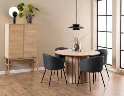 CASA Living Linley Spisebord Ø 120 x H 75 cm - Egetræsfinér - Natur