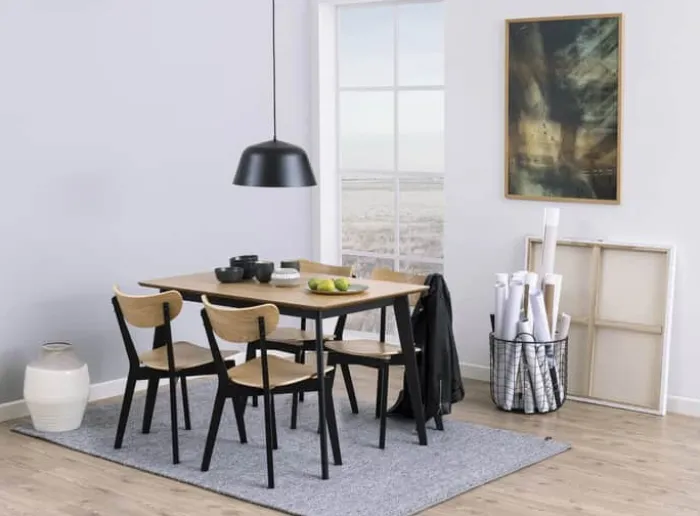 CASA Living Roxby Spisebord H 76 x B 80 x L 120 cm - Finer/gummitræ - Eg/sort