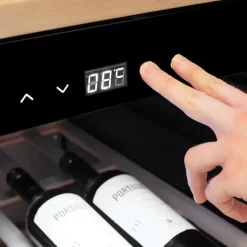 Caso WineChef Pro Vinkøleskab H 163 x B 59,5 x L 69 cm - 126 flasker - Sort