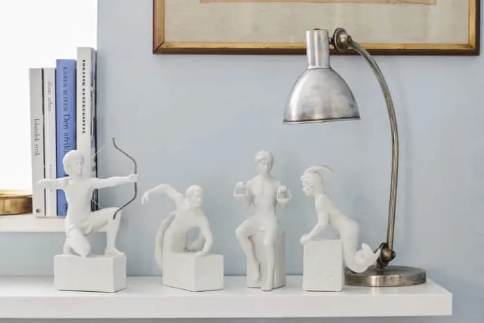 Christel Marott Stjernetegn - Stenbuk H 24 cm - Polyresin - Hvid