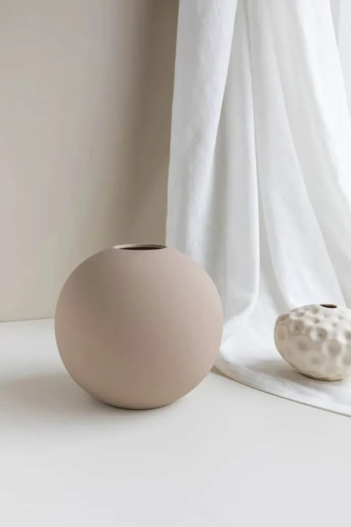 Cooee Ball Vase H 20 cm - Keramik - Sand