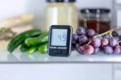 Cook & Baker Køleskabstermometer H 6,8 x B 5,8 cm - Fra -25 grader op til +50 grader - sort