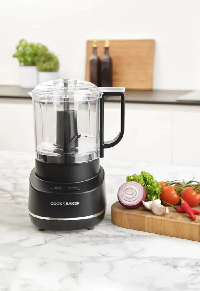 Cook & Baker Minihakker 750 ml - 300 watt - Sort