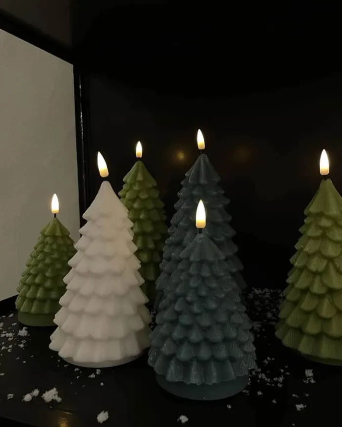 Deluxe Homeart Juletræ LED Lys Ø 8,5 x H 11 cm - Stearin - Mørk grøn