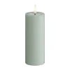 Deluxe Homeart Real Flame LED Bloklys Ø 5 x H 12,5 cm - Stearin/resin - Salvie green