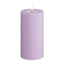 Deluxe Homeart Real Flame LED Bloklys Ø 7,5 x H 15 cm - Stearin/resin - Lavendel
