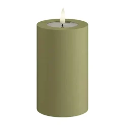 Deluxe Homeart Real Flame LED Udendørs Bloklys Ø 7,5 x H 12,5 cm - Plastik/resin - Oliven Grøn