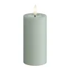 Deluxe Homeart Real Flame LED Bloklys Ø 5 x H 10 cm - Stearin/resin - Salvie green