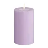 Deluxe Homeart Real Flame LED Bloklys Ø 7,5 x H 12,5 cm - Stearin/resin - Lavendel