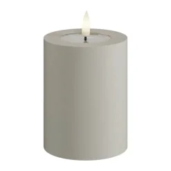 Deluxe Homeart Real Flame LED Udendørs Bloklys Ø 7,5 x H 10 cm - Plastik/resin - Sand