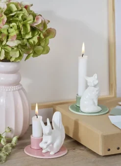 Dottir Sweet StoriesEgern Lysestage H 8,5 cm - Porcelæn - Hvid/blush