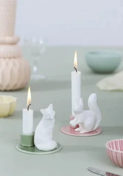 Dottir Sweet StoriesEgern Lysestage H 8,5 cm - Porcelæn - Hvid/blush