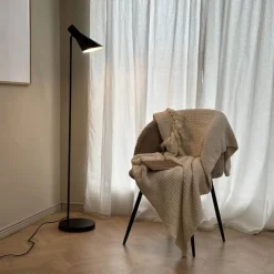 Dyberg Larsen DL12 Gulvlampe Ø 25 x H 135 cm - Metal - Sort