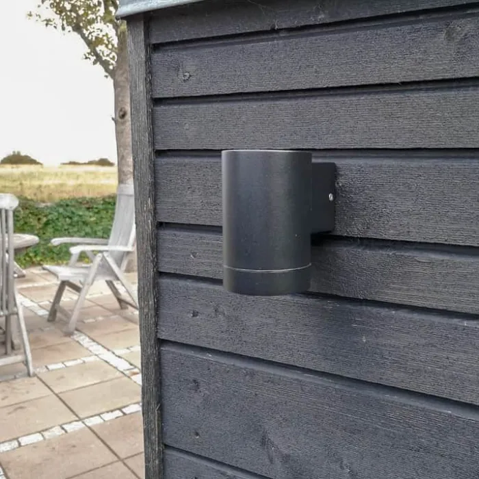 Dyberg Larsen Stege Udendørs Væglampe H 11,6 cm - Aluminium/PVC - Sort