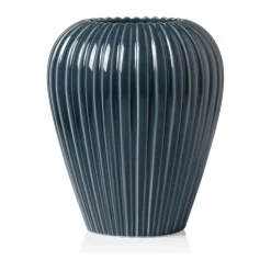 erik bagger a/s Eslau Lilje Vase H 20 cm - Fajance - Mørkeblå