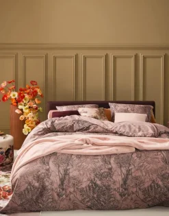 Essenza Furry Plaid B 150 x L 200 cm - 100% polyester fake fur - Rose