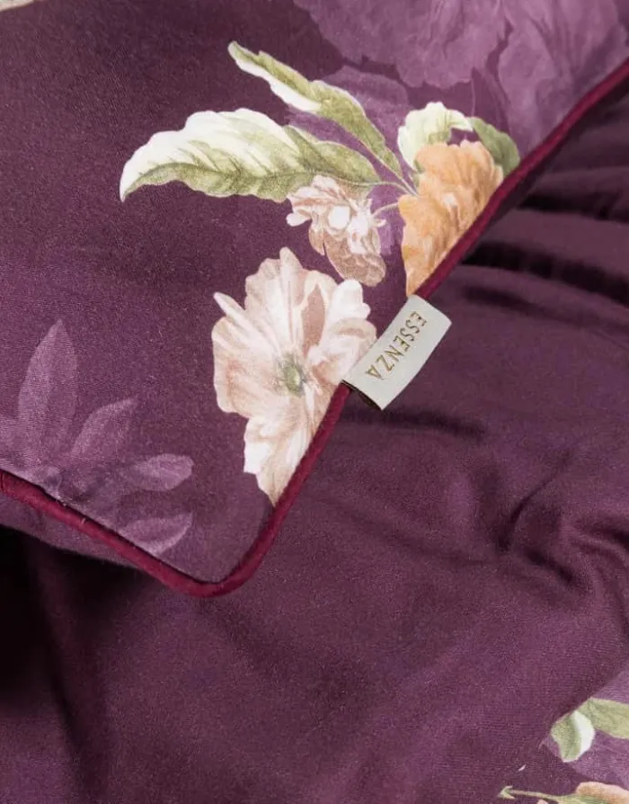 Essenza Orianna Sengetæppe B 180 x L 265 cm - Bomuldssatin - Mauve wine