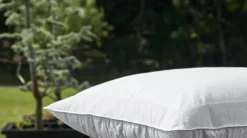 Eurodun Cool Relax Hovedpude B 60 x L 63 cm - Micrfiber/ Moskusdun - Mellem