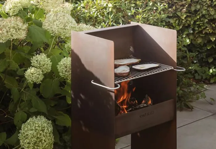 Eva Solo Firespot Grill H 89 x B 43 x L 37,5 cm - Corten stål/rustfrit stål - Rust
