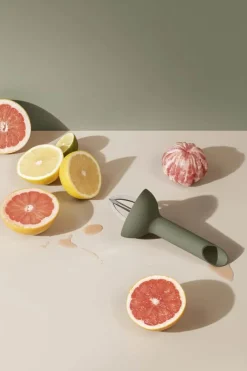 Eva Solo Green Tool Citruspresser Ø 9 x L 22,5 cm - Kunststof/metal - Grøn