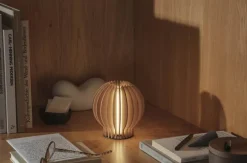 Eva Solo Radiant LED Lampe H 15 cm - Egetræ/kunststof - Oak