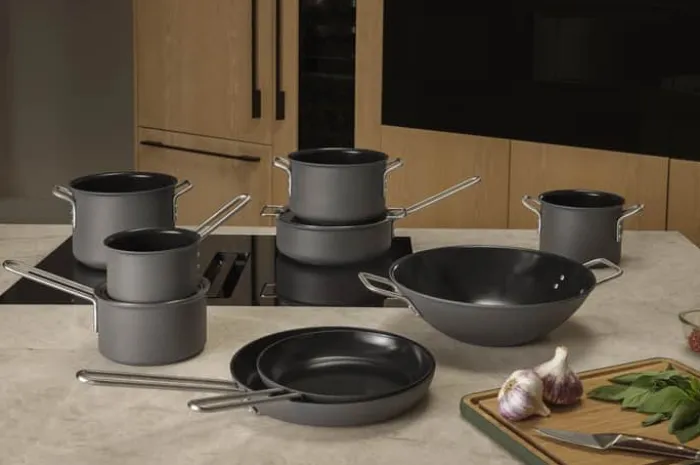 Eva Trio Grey Line Gryde 2,5 liter - Rustfrit stål - Slip-Let® belægning