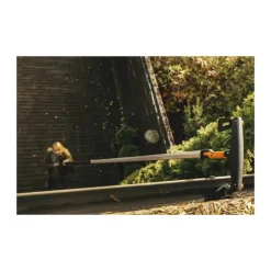 Fiskars Garden QuikFit™ Teleskopskaft L 140 til 240 cm