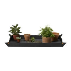 Fiskars Plant Care Plantemåtte B 57,8 x L 96,8 cm - Plastik - Sort/orange