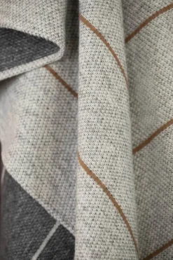 Fussenegger Luca Plaid B 140 x L 200 cm - bomuld/viskose - Grey