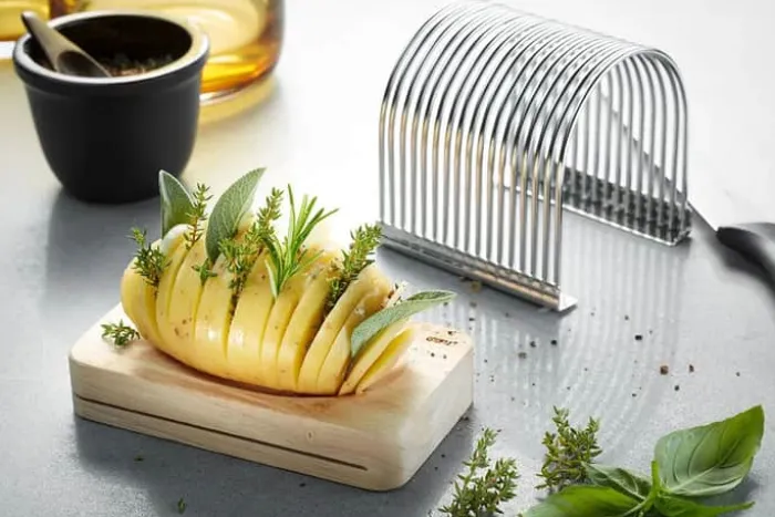 Gefu Hasselback Kartoffelholder H 11 x B 9,6 x L 14 cm - Rustfrit stål