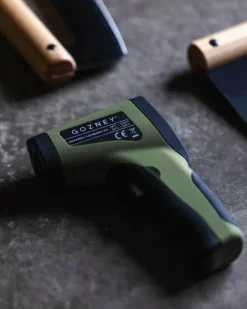 Gozney Infrarødt Termometer Måler -50 °C til 550 °C - Skærm m. LED-lys - Automatisk sluk efter 15 sek.
