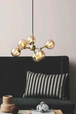 Halo Design Atom Lysekrone H 17,5 x B 45 x L 38 cm - Metal/glas - Antik messing