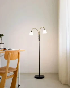 Halo Design Lucid LED Gulvlampe H 140 cm - Metal/glas - Sort